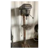 DELTA 16-1/2' DRILL PRESS (WORKS)