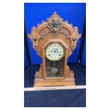 SETH THOMAS EAGHT DAY MANTLE CLOCK