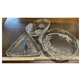 POINSETTIA SERVING BOWL, SERVING PLATE &