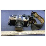 PENTAX K1000 CAMERA W/ LENS & CASE