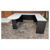 U SHAPED COMPUTER DESK