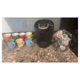 KEURIG COFFEE POT & COFFEE CUPS