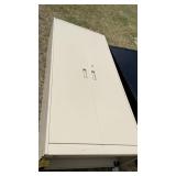 METAL LOCKER (80inTx36in.Wx18in.D)