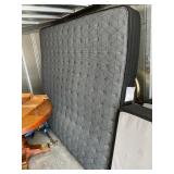 KING SIZE MATRRESS & BOX SPRING W/ METAL FRAME
