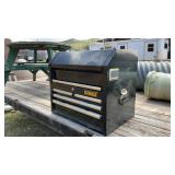 DEWALT TOOL CHEST W/KEY & POWER STRIP
