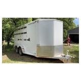 2010 TITAN TRAILER AVALANCHE HORSE TRAILER
