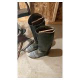LADIES RIDING BOOTS, HELMET, DOCKWRAP & MORE