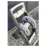 Suncast Hose reel on wheels plastic
