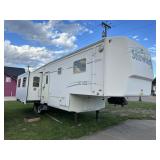 2001 NUWA SNOWBIRD 34' TRAVEL TRAILER