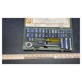 OXWALL SOCKET SET, PIPE WRENCH & WEIGHTS