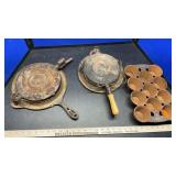 GRIDDLE, WAFFLE IRONS, MUFFIN PAN & BURGER GRILL
