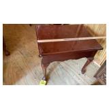 MAHOGANY COFFEE TABLE