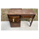 SMALL WOOD DESK