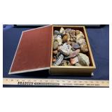 ASSORTED POLISHED ROCKS & MINIERALS