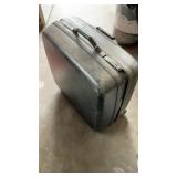 (2) LUGGAGE BAGS