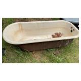 CLAW FOOT CAST IRON BATH TUB