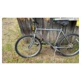 RALEIGH M-60 MOUNTIN BIKE