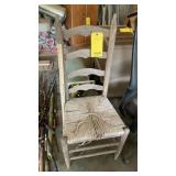 WOOD LADDER BACK CHAIR