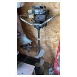 MAGNUM III PLUS 40 CC ICE AUGER