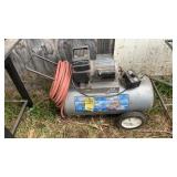 CAMPBELL & HAUSFELD 20 GAL AIR COMPRESSER