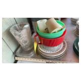 COFFEE CUPS, PLATES, PITCHER & MIXING BOWLS