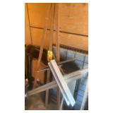 EASELS, FOLDING CHAIRS & PET CRATES