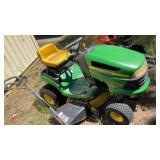 JOHN DEERE LA115 LAWN TRACTOR