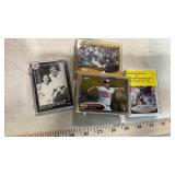 ASSORTED FOOTBALL & BASEBALL CARDS