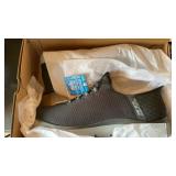 SKETCHERS 9.5 WIDE FIT SLIP IN SNEAKERS