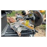 DEWALT DW717 MITER SAW