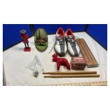 CRIBBAGE, DRUM STICKS NIKE GOLF SHOES & MISC. TOYS