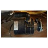 GARBAGE DISPOSER & CHLORINE FEEDER