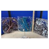 CANDLES, TINS & DREAM CATCHERS