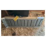 ADJUSTABLE PET RAMP AND PAIR OF SPEAKERS
