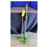 (2) SWIFFERS