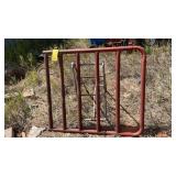 4' WALK THROUGH GATE & STEP LADDER