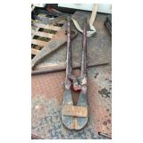 (3) LARGE BOLT CUTTERS AND PRY BARS