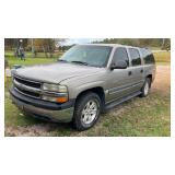 2003 CHEVY SUBURBAN 4X4