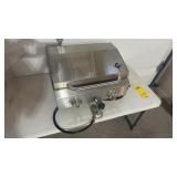 Table top gasï¿½s grill works