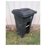 32 gal heavy duty Toter garbage can.
