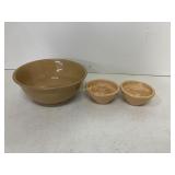 Yellow ware 8in strainer bowl & 2-4in custard