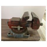 Wilton Bench Vice. 845.