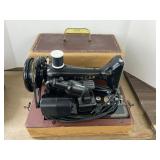 Singer 99K Electric Sewing Machine In Case