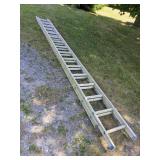 30' Aluminum Extension Ladder