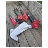 4 leaf blowers