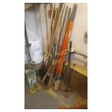 Contractors Tool Lot, Rakes, Shovels, Post Hole Contractors Tool Lot, Rakes, Shovels, Post Hole