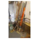 Contractors Tool Lot, Rakes, Shovels, Post Hole