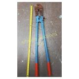 36 in bolt cutters painted blue. 36 in bolt cutters painted blue.