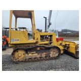 CAT D3B DOZER