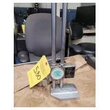 MITUTOYO .001-12' DIAL/DIGITAL HEIGHT GAGE